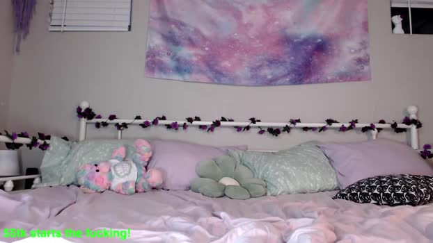 itsnikkisweet 10-05-2025 fuckhard Couple