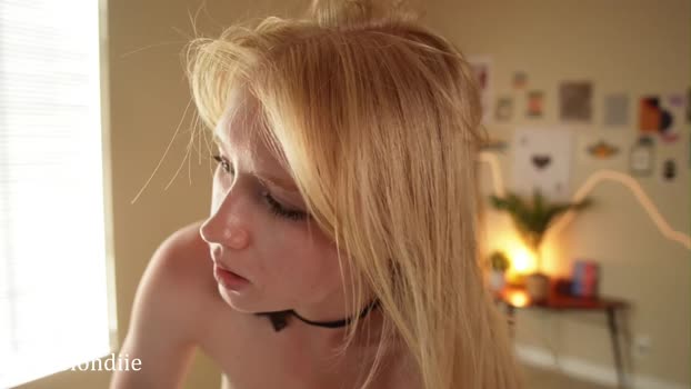bestblondiiecb 12-05-2025 strip Female