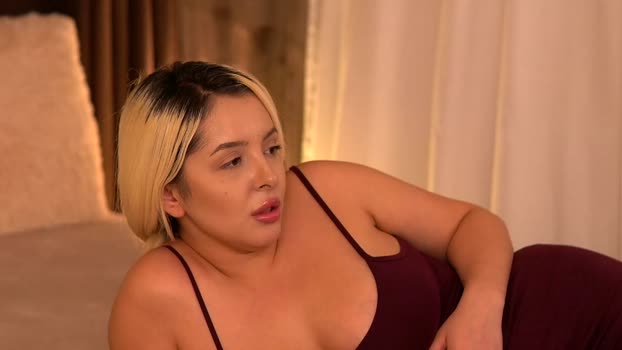 victoriamorrone 11-05-2025 sex Female