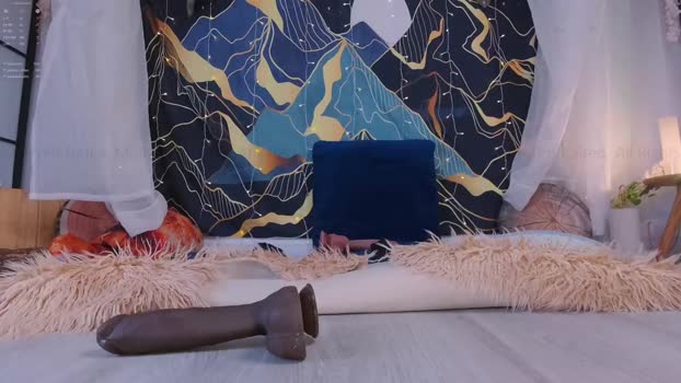 mollyflwers 12-05-2025 Show Female