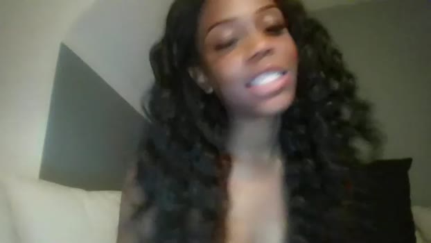 lilyblloom 14-05-2025 lickpussy Female