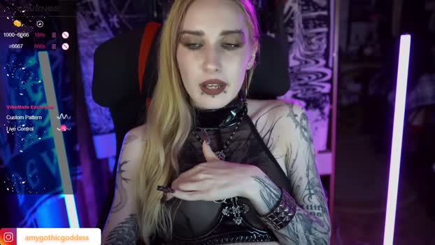 amywhitenessxx 14-05-2025 naughty Female