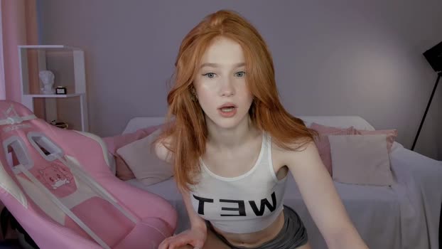 leahsthetics 17-05-2025 yummy Female