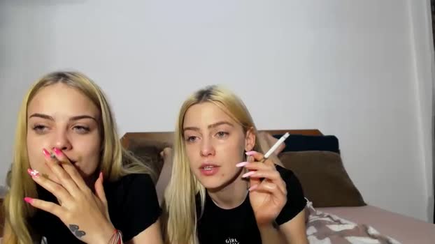 sunshinegirls18 17-05-2025 naked Couple