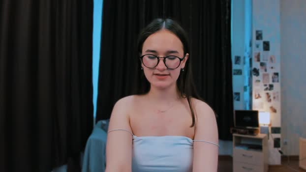imhermesbaby 19-05-2025 spanking Female