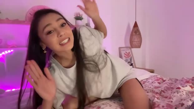 keirasworld 19-05-2025 bigass Female
