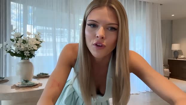 mishapalmer 19-05-2025 Pretty Female