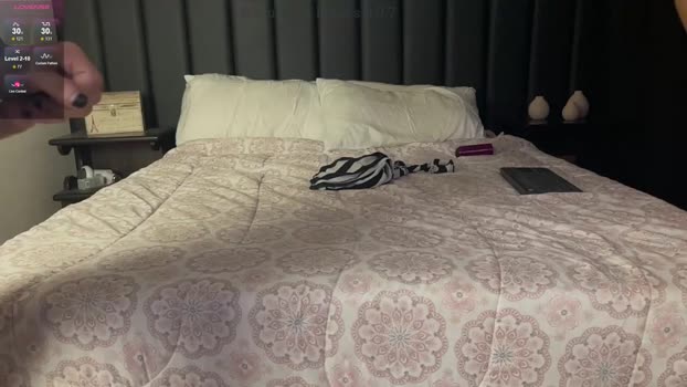 bunnybuns007 22-05-2025 hot Couple