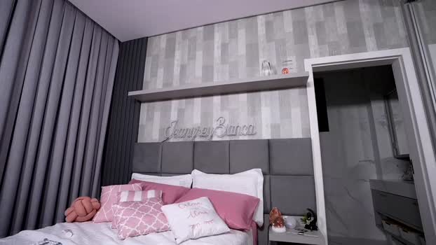 jeangreybianca 23-05-2025 striptease Female