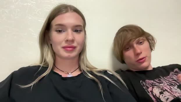 pussymoneywet 27-05-2025 toy Couple