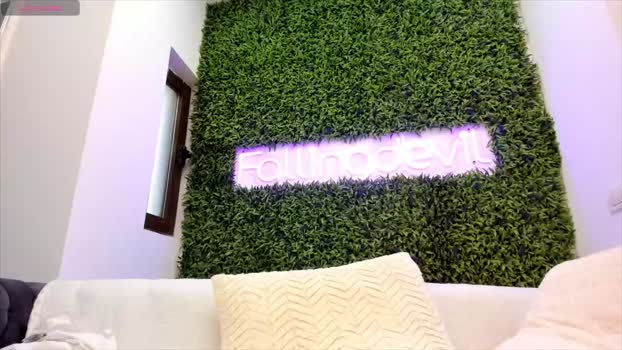 hotfallingdevil 29-05-2025 beautiful Female