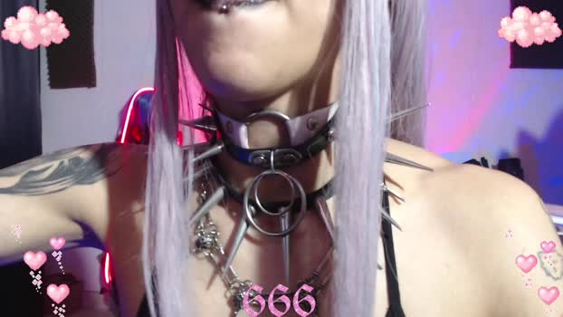 gothicute 30-05-2025 natural Female