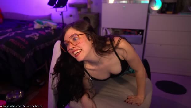 emmachoice 03-06-2025 sexyfeet Female
