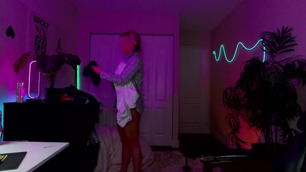 oliviaowens 04-06-2025 fuckher Female