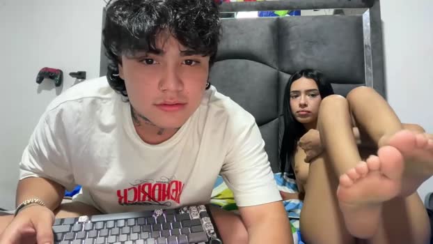 litle_cherry 05-06-2025 horny Couple