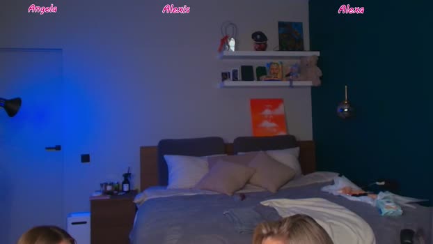wildsexalexandalexis 07-06-2025 sucktits Female