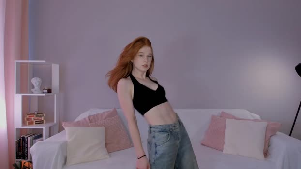 leahsthetics 10-06-2025 fuckface Female
