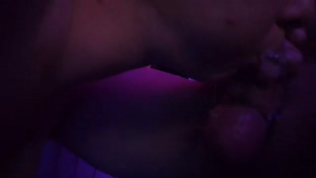 patricktwinslutgirl 13-06-2025 kissing Couple