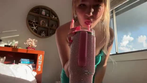kittengirlxo 15-06-2025 fingers Female