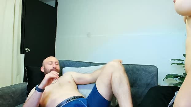 holly_and_honey_69 16-06-2025 Webcam Couple