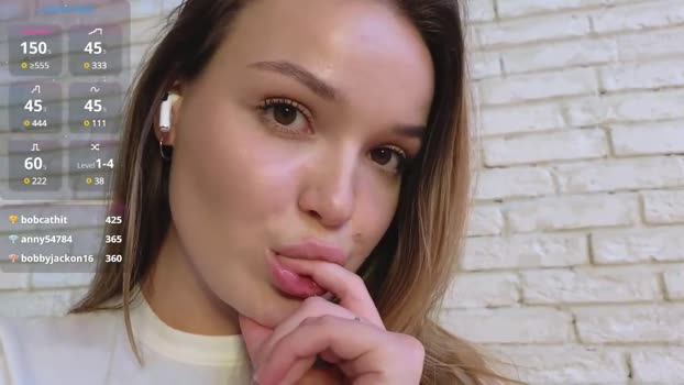 peachylina 18-06-2025 sex Female