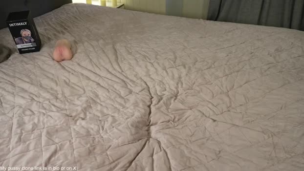blondehottiek 22-06-2025 fuckpussy Female
