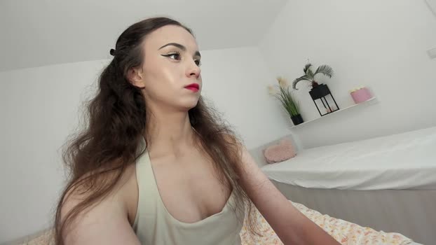 ehotlovea 24-06-2025 ass Female