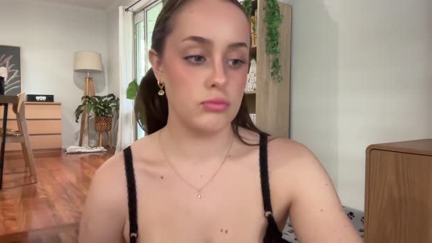 julietmills 24-06-2025 Ass Female
