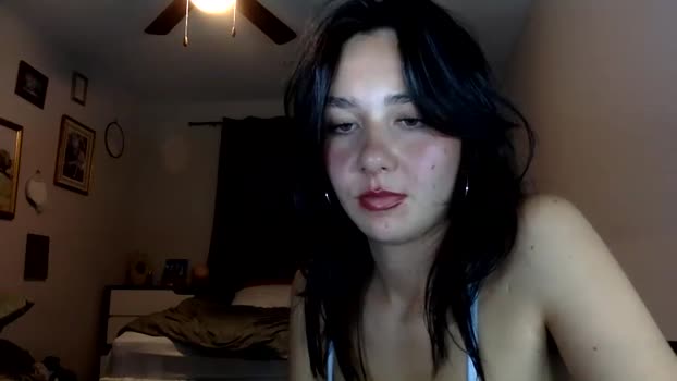 isabellelayla 26-06-2025 strip Female