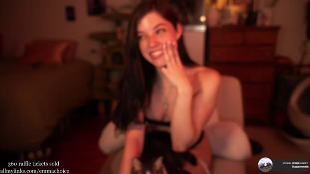 emmachoice 27-06-2025 lickpussy Female
