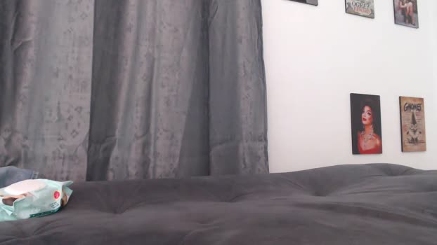 andresgiraldo1 30-06-2025 legs Couple
