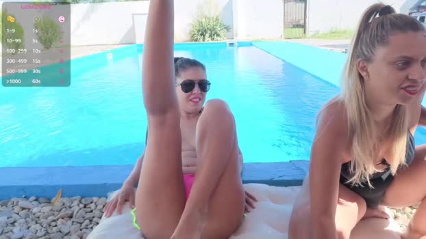 carlasquirt 01-07-2025 Naked Couple