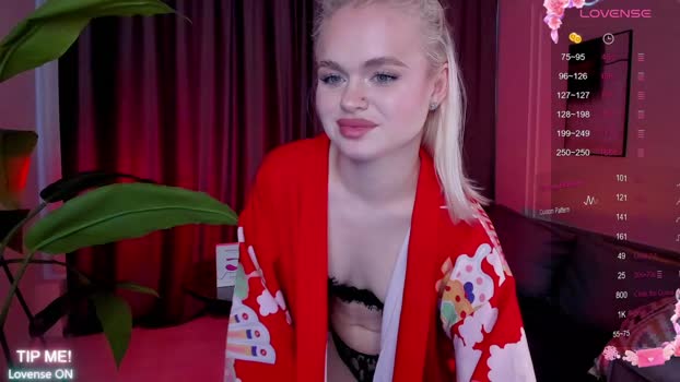 milafink 30-06-2025 strip Female