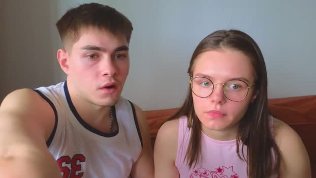 tenderlovesss 01-07-2025 Topless Couple