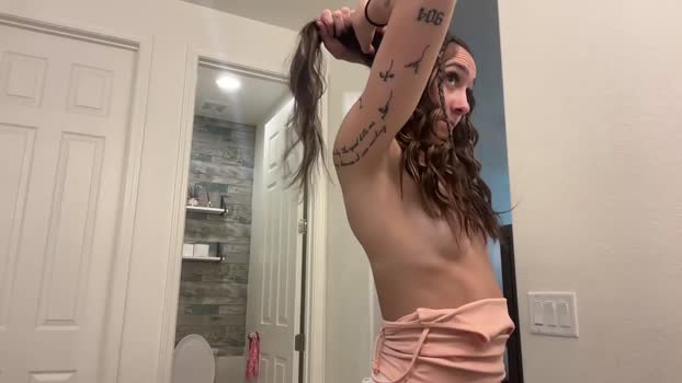 graceyrose 01-07-2025 Video Female