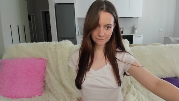 mila_killa 04-07-2025 legs Couple