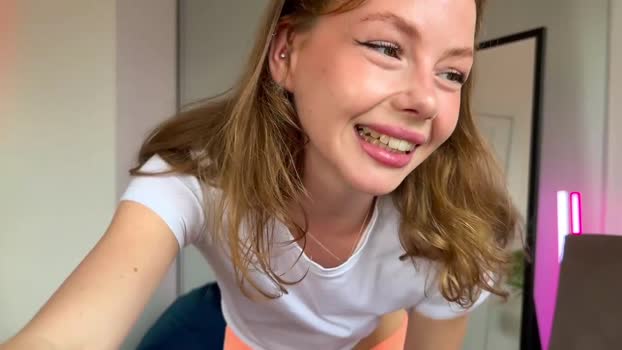 elli_harmon 06-07-2025 lickpussy Female