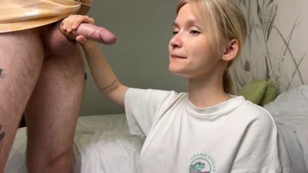 adele_nick2202 10-07-2025 suckcock Couple