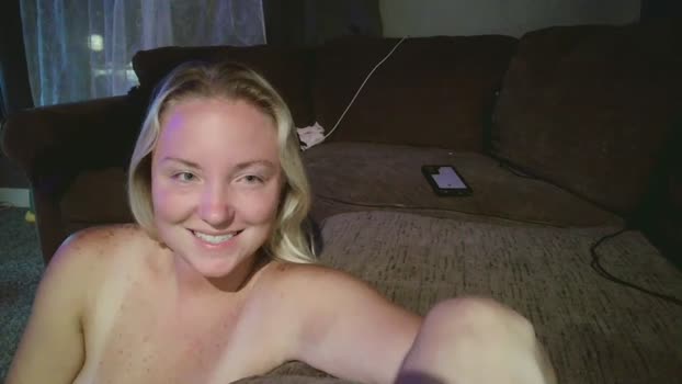 sexiirose22 17-07-2025 yummy Couple