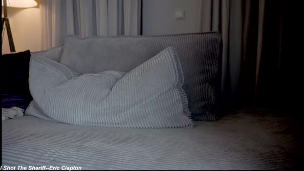 x_lily_x 25-07-2025 prettyface Female