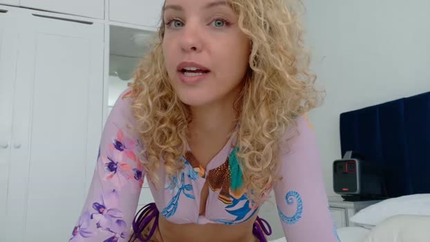 theislandgirl 27-07-2025 Topless Female