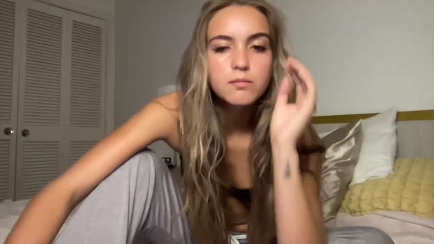 alaunaa 04-08-2025 Porn Female