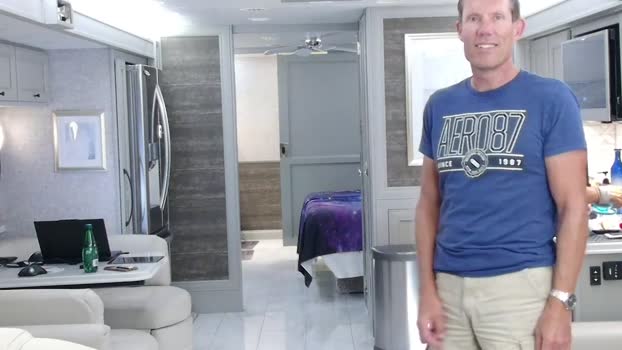 wildwifebarbie 09-08-2025 fuckass Couple
