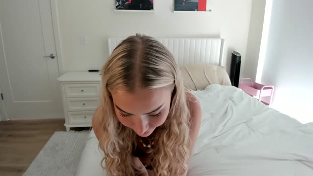 ariah_is_blonde 09-08-2025 fingering Female