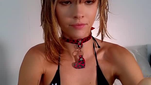 _demi_dee_ 12-08-2025 Pretty Female