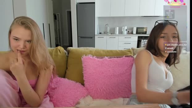 poopl_18 12-08-2025 spanking Female