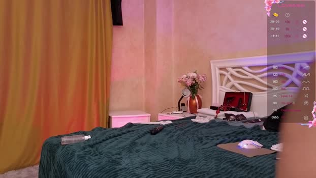 i_see_aysi 12-08-2025 striptease Female
