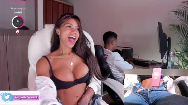 angie_mcqueen 13-08-2025 lovense Couple