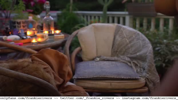 _frankie_rivers 15-08-2025 prettyface Female