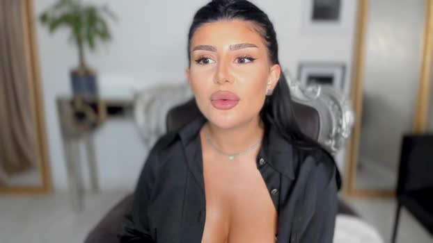 moniqueeass 14-08-2025 prettyface Female